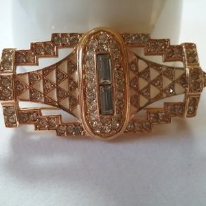 UNIQUE! VINTAGE GIVENCHY VICTORIAN DESIGN BROOCH